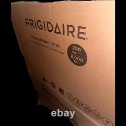 Climatiseur de fenêtre Frigidaire FHWC064WB1, 6000 BTU, Blanc